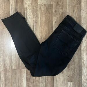 Lucky brand black Lolita skinny jeans 2/26 distressed knees